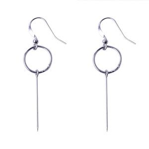 ✨SILVER RHAPSODY INSPIRED EARRING✨UNCOMMON JAMES